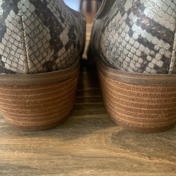 Chinese laundry Los Angeles Snake print high heel shoes original label size 9.5 - Picture 15 of 15